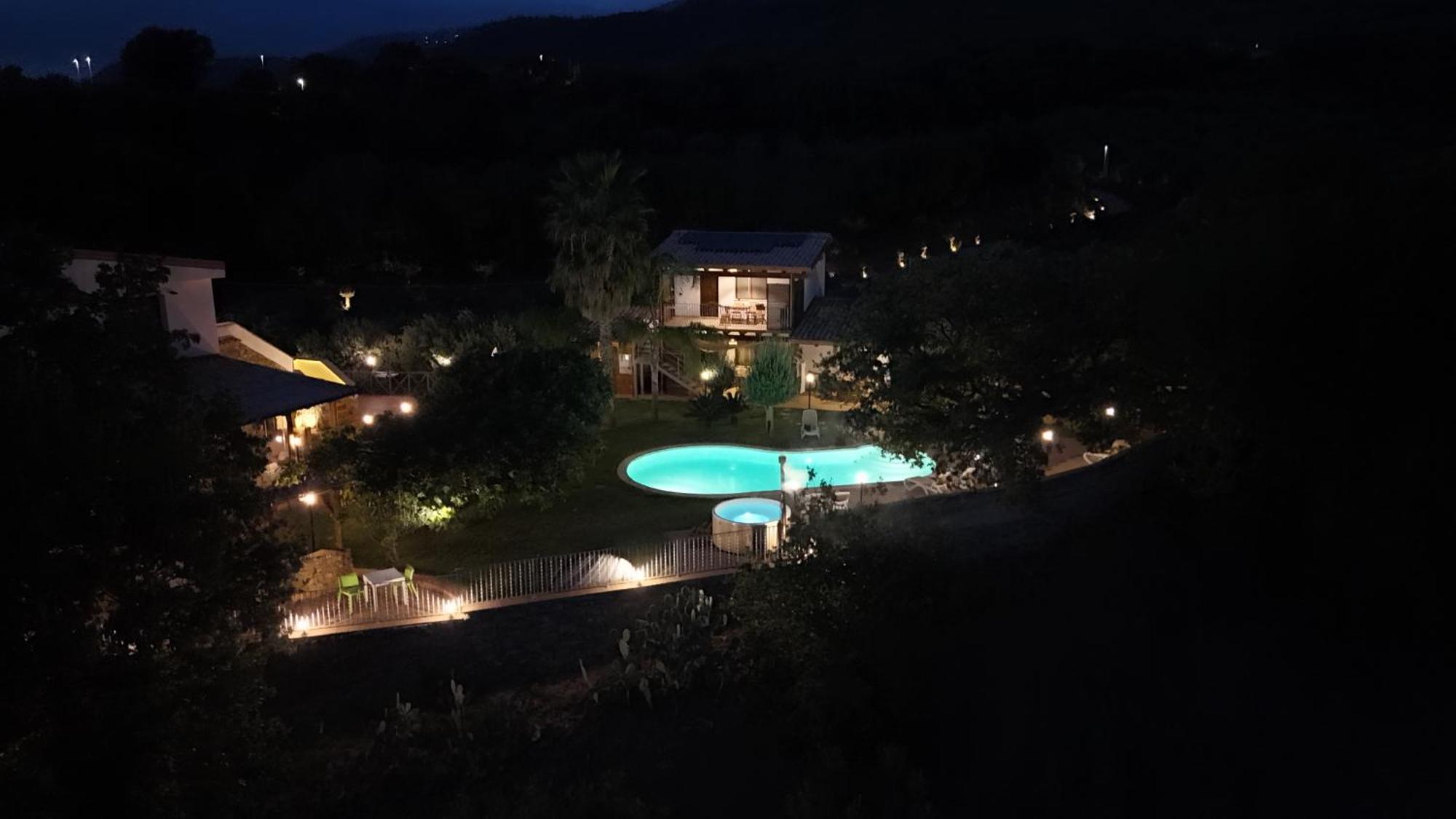 Casale Calabria Bed & Breakfast Джицерия Екстериор снимка